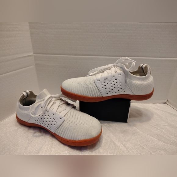 Whitin Minimalist Women Shoes # 8-8.5 - Picture 2 of 12